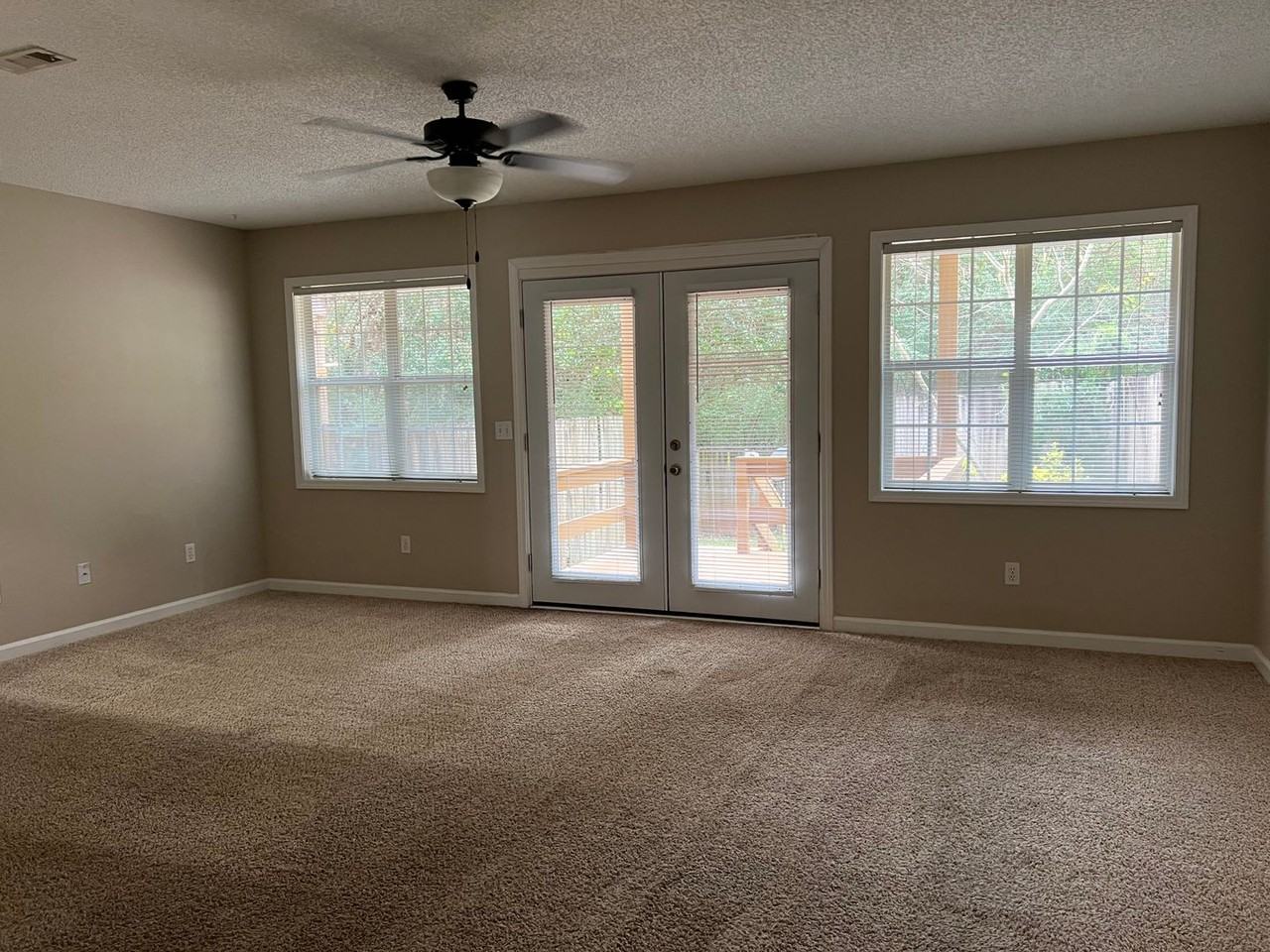 107 Woodrun Dr - Photo 5 of 20