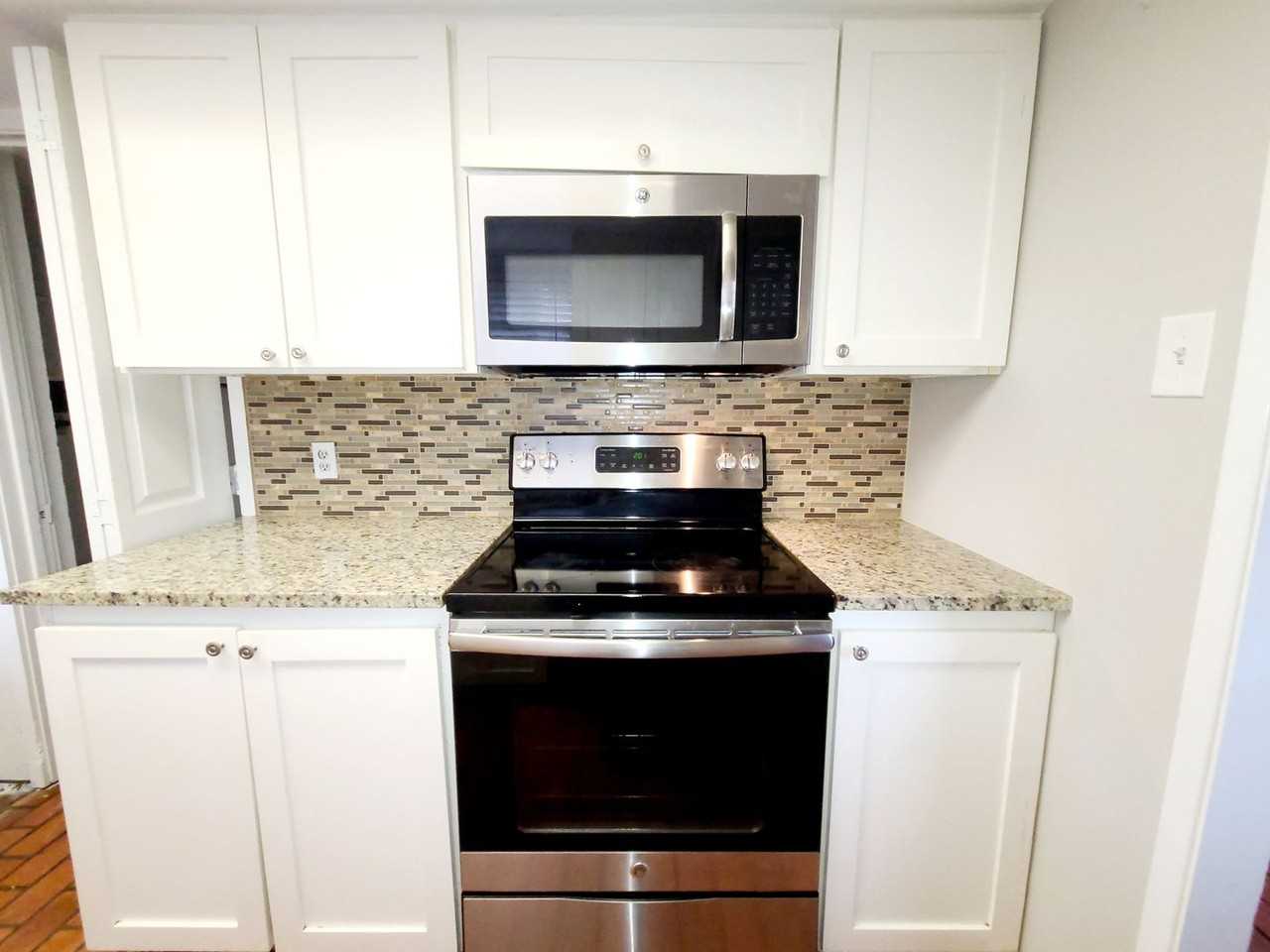 7616 Dentcrest Dr - Photo 3 of 24