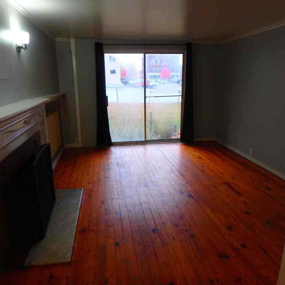 45 Lowell Street - Photo 2 of 6