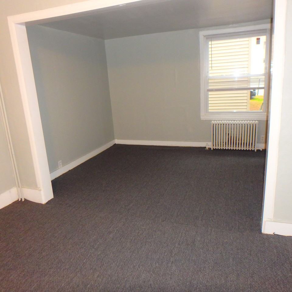 45 Lowell Street - Photo 3 of 6