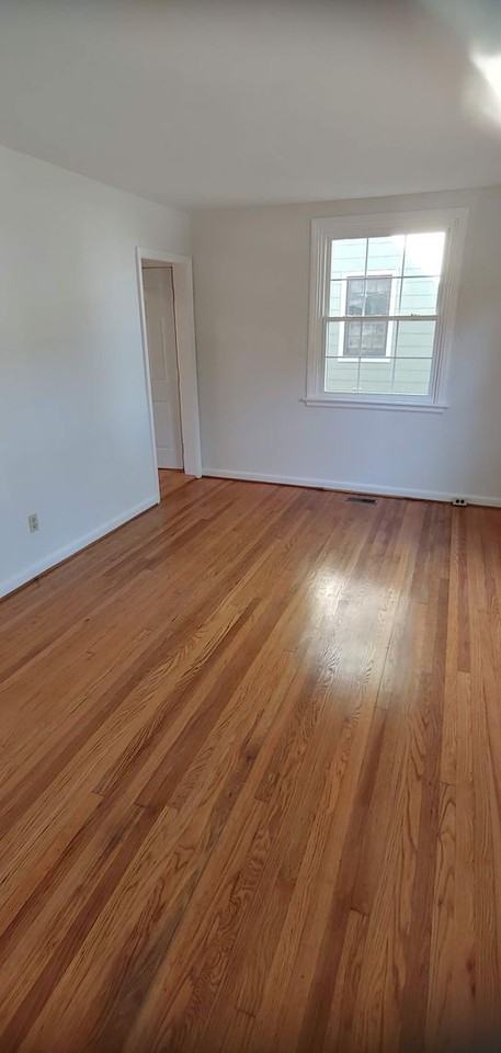 6535 Kensington Ave - Photo 3 of 22