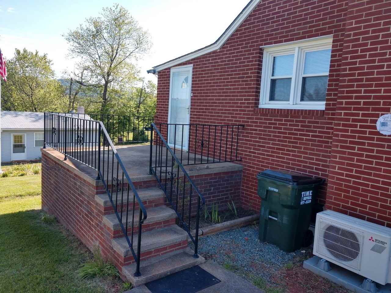 2931 Browns Gap Tpke - Photo 3 of 33