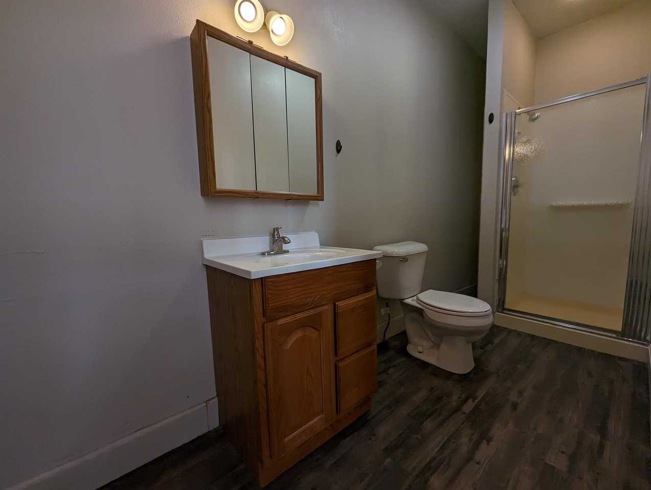 201 High Avenue East - Photo 7 of 8