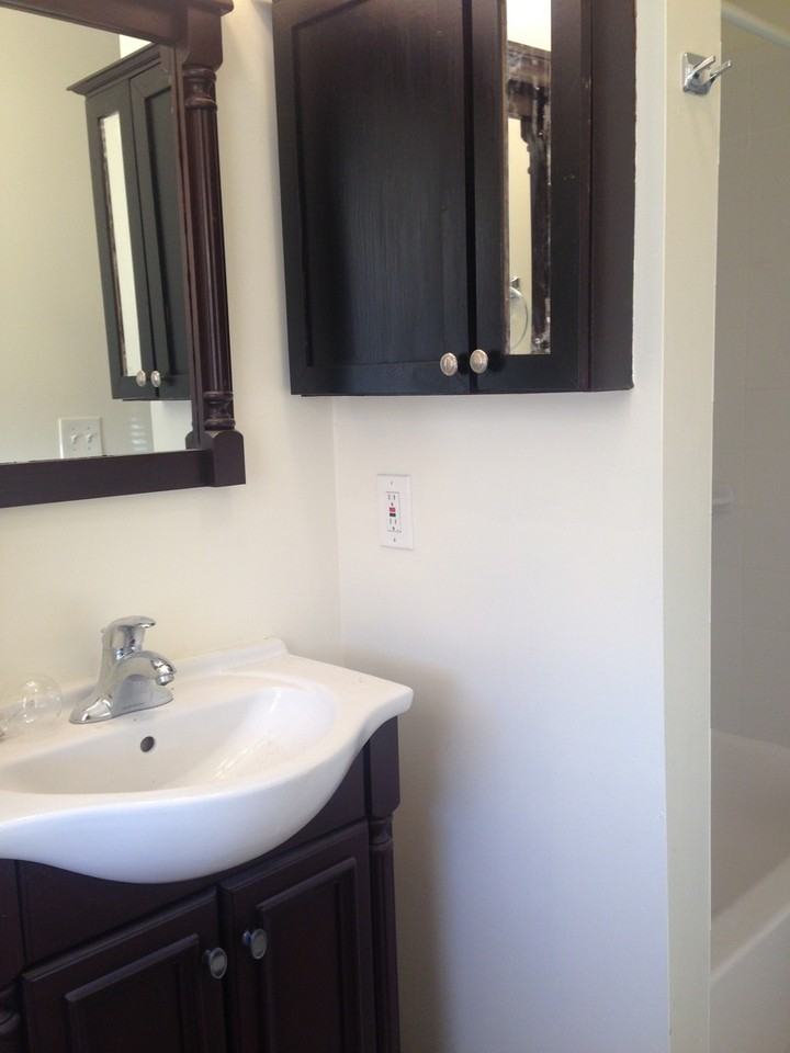 1615 Genesee Street - Photo 7 of 14