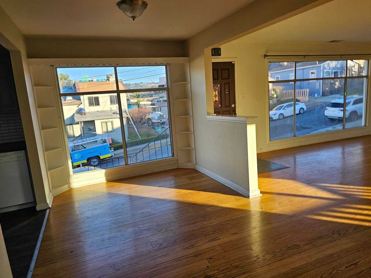 1231 S 59th St - Photo 2 of 31