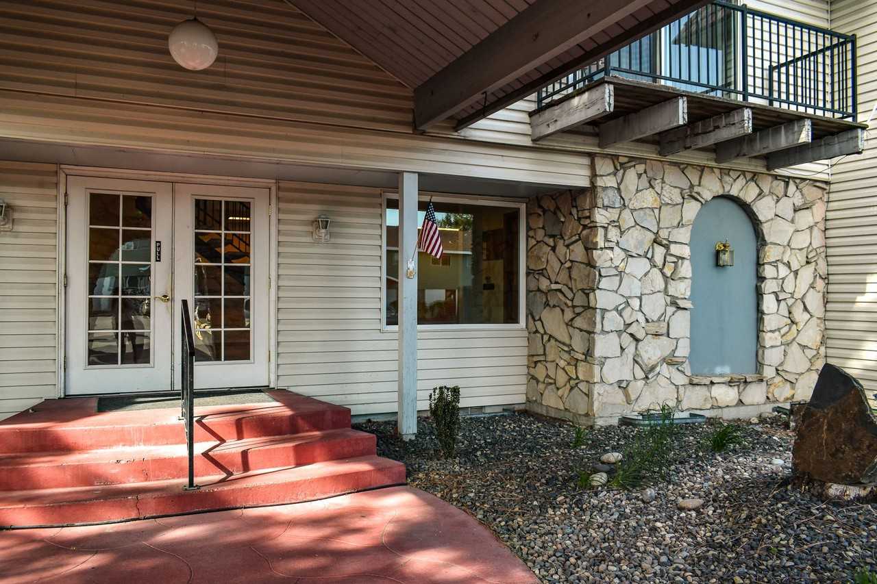 Casa Grande Apartments - Photo 4 of 6