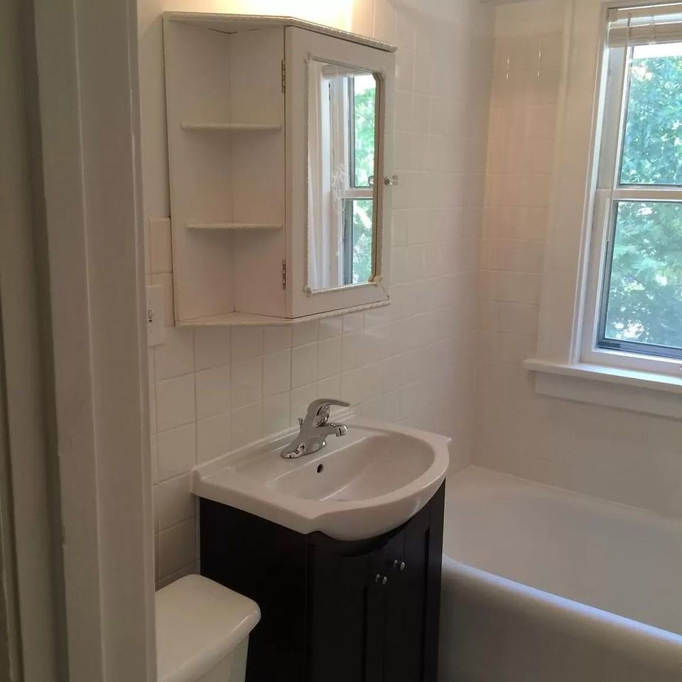 362 N 41st St - Photo 2 of 6