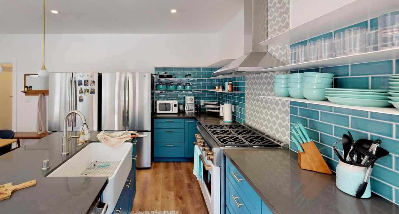 1854 Mcallister St - Photo 2 of 12