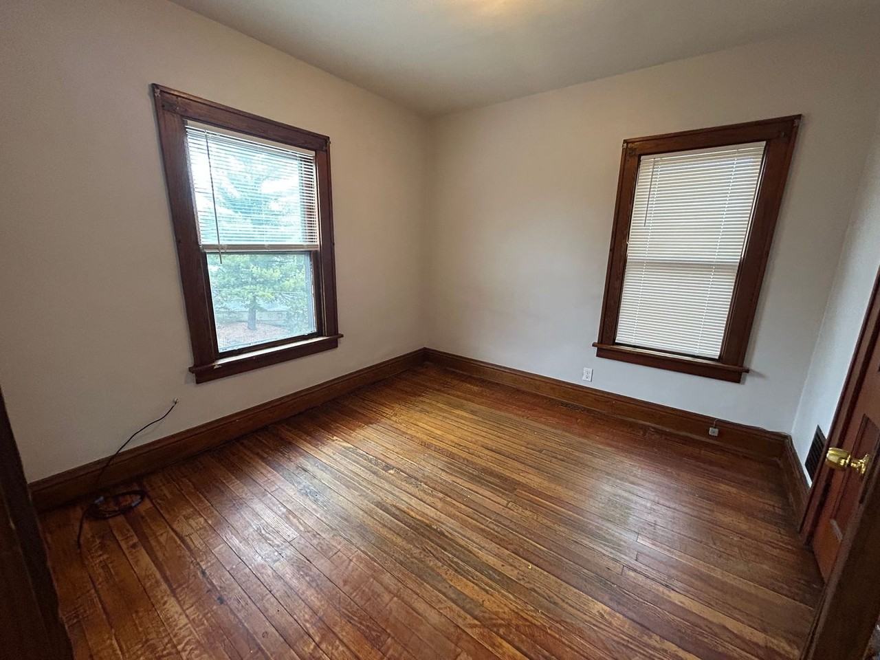 4546 Leo St - Photo 6 of 17