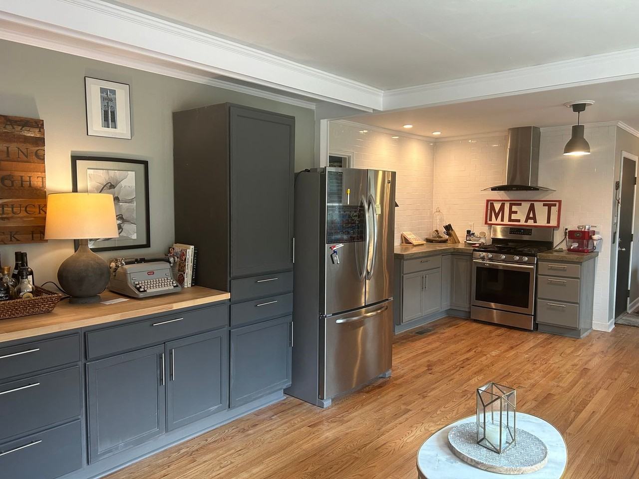 5669 Crestwood Blvd - Photo 2 of 10