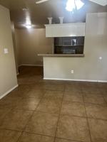 featured image of 1001 E Redbud Ave