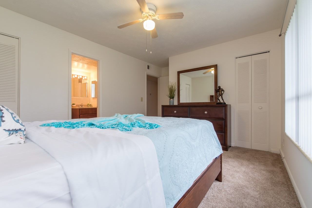 GEORGETOWN DPM LLC - Photo 6 of 29