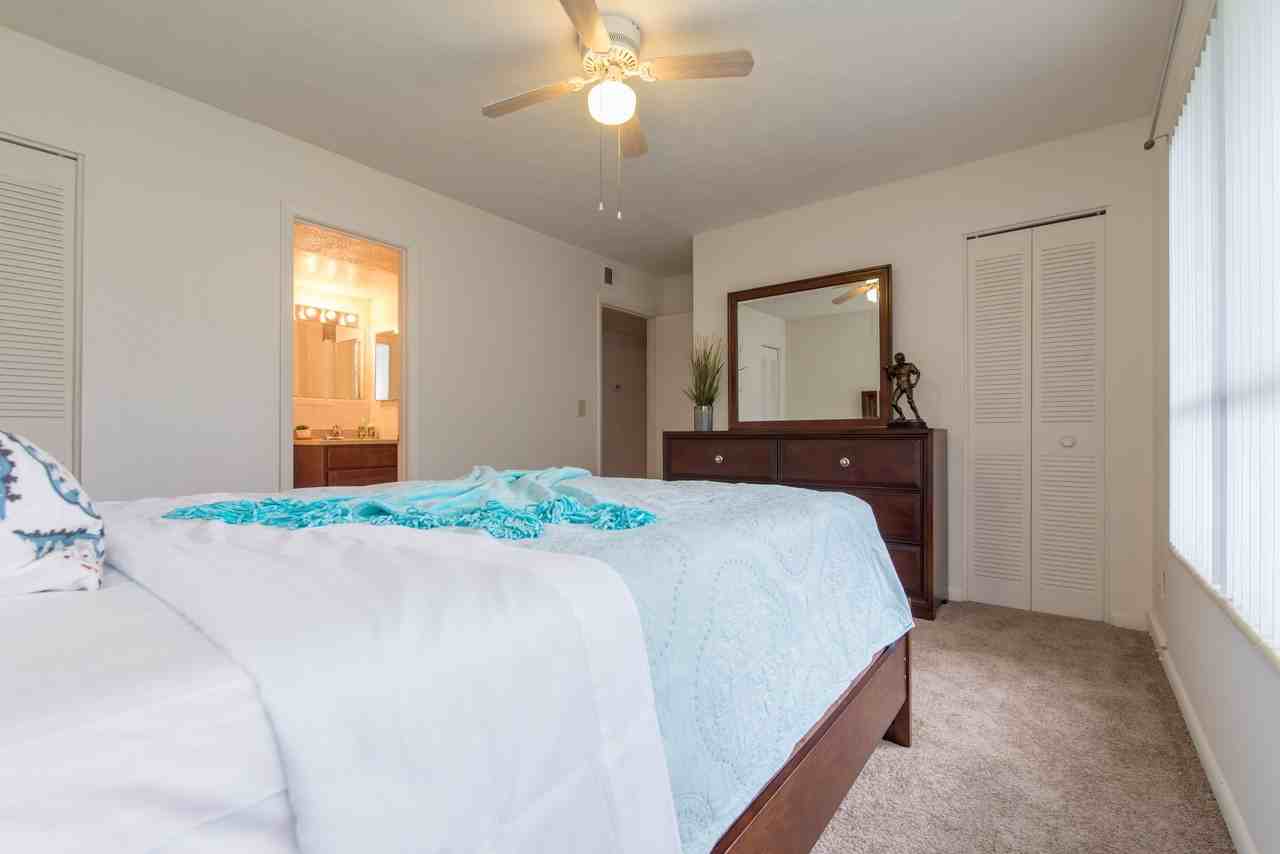 GEORGETOWN DPM LLC - Photo 7 of 50