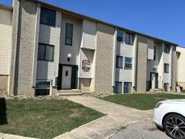 featured image of 623 Lovers Ln #C8