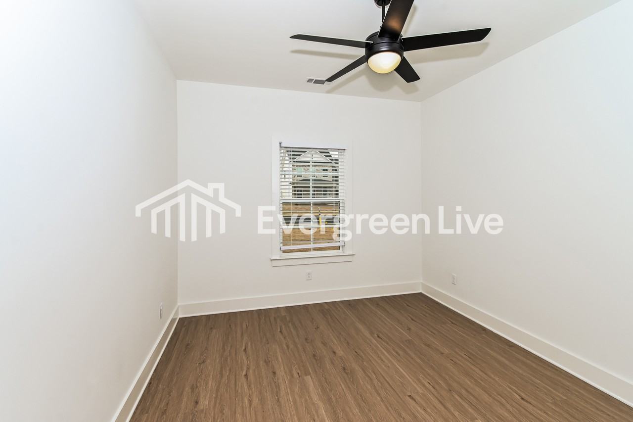 4381 Mcswain Dr - Photo 7 of 13