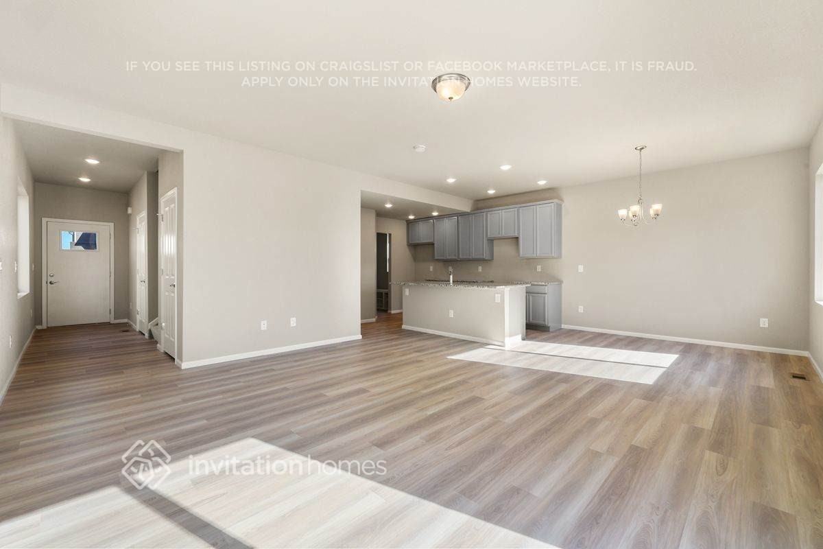11441 Whistling Duck Way - Photo 3 of 15