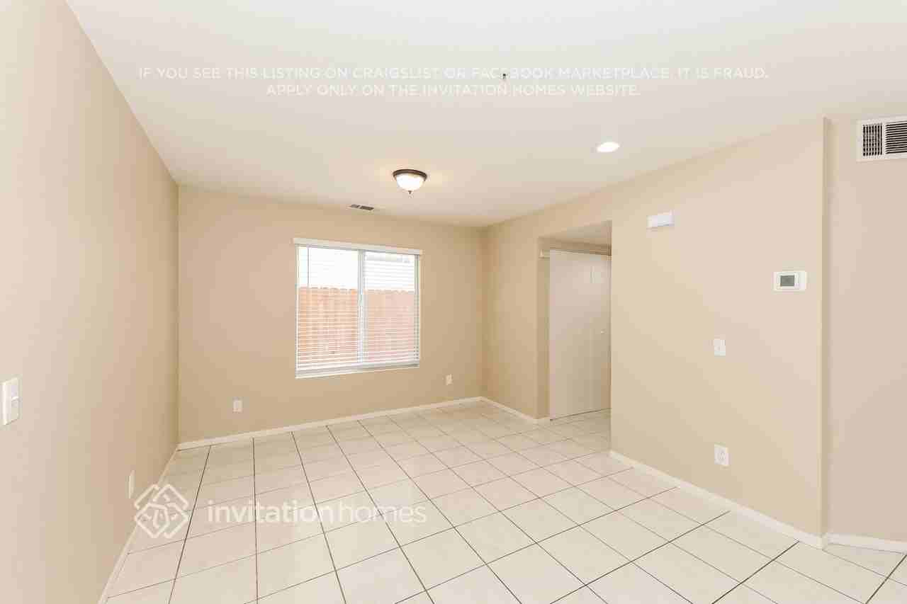 11761 Malagon Dr - Photo 7 of 18