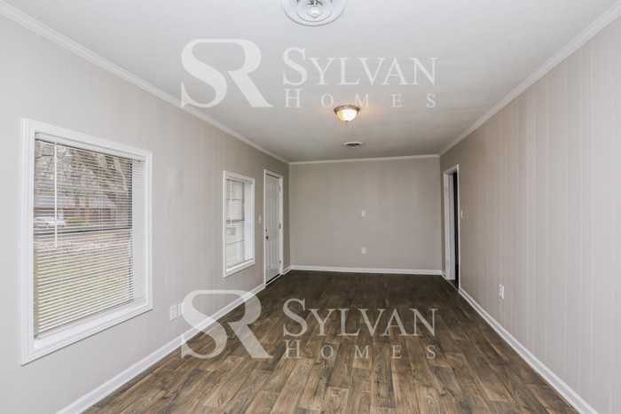 3657 Meadow Ln - Photo 3 of 15