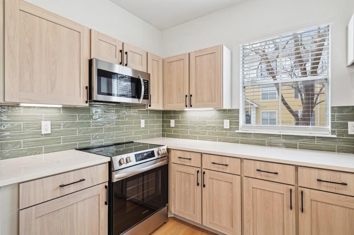 Davidson St #8924B - Photo 5 of 33