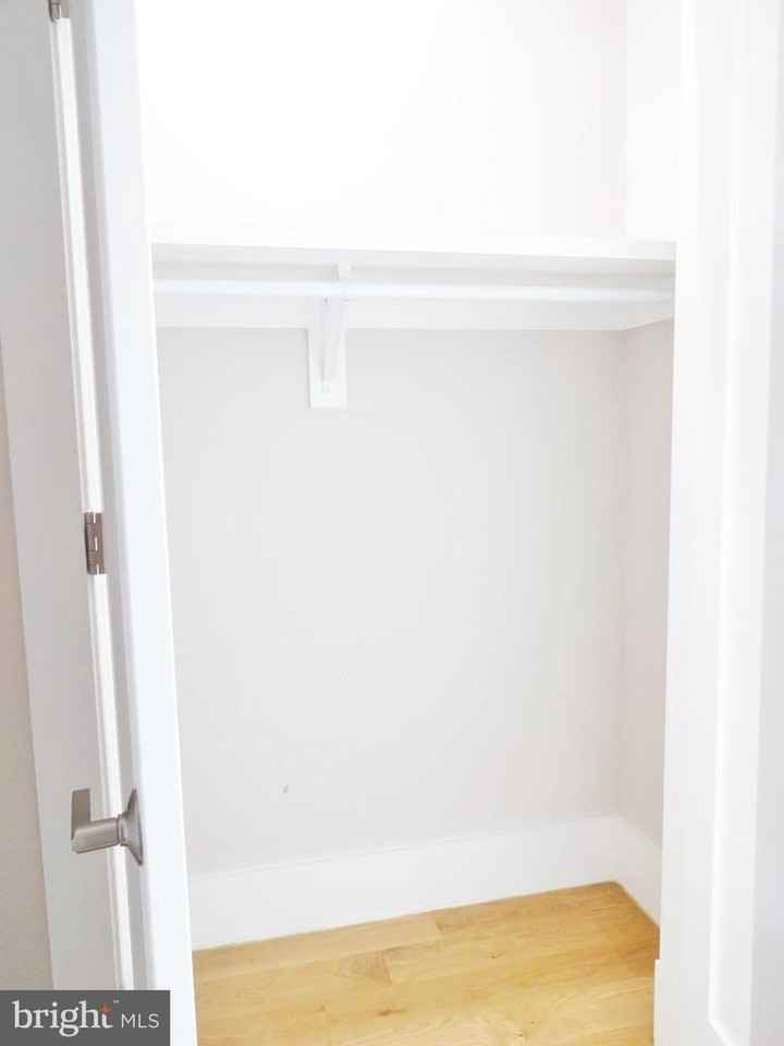 1537 Gales St Ne #5 - Photo 7 of 13