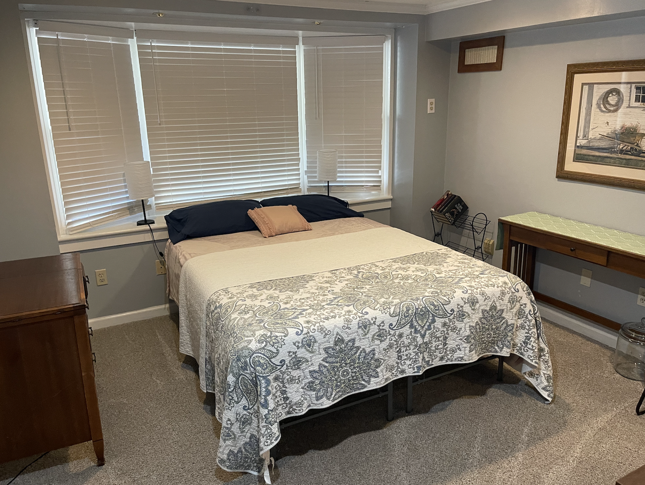 400 Owens St - Photo 3 of 10