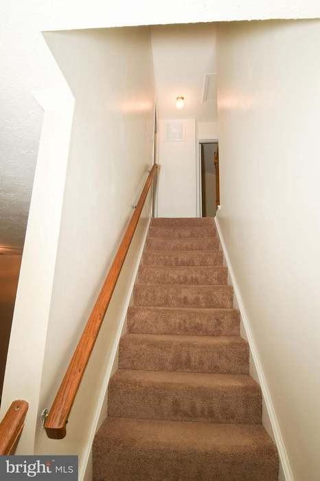 3292 Huntington Cir #NA - Photo 4 of 11
