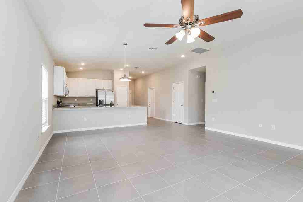 1658 Redfin Dr - Photo 5 of 16