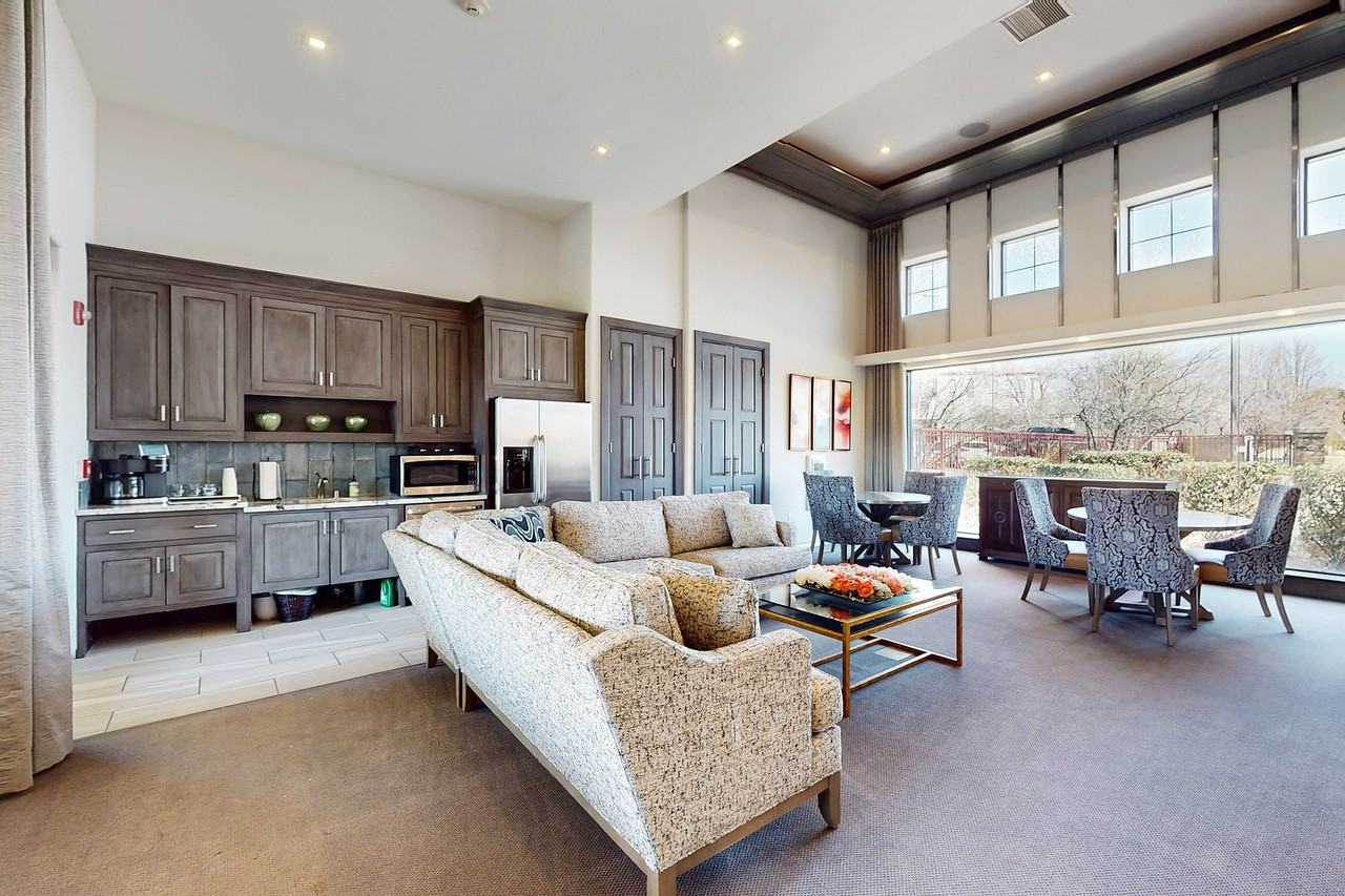 Las Mananitas Apartments - Photo 3 of 42