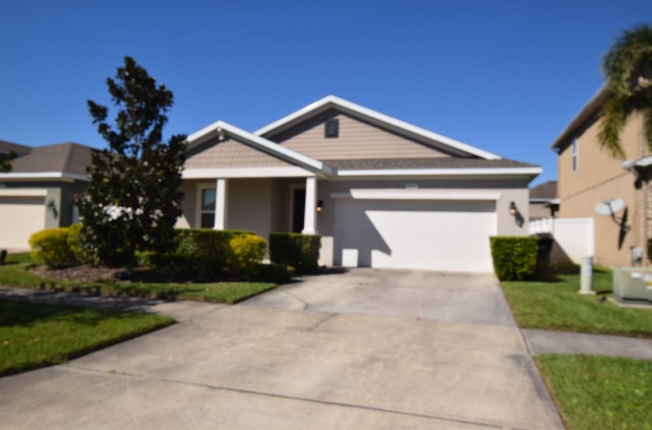 2021 Beacon Landing Circle - Photo 2 of 43