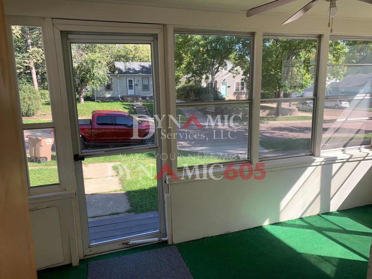 1919 S Duluth Ave - Photo 3 of 32