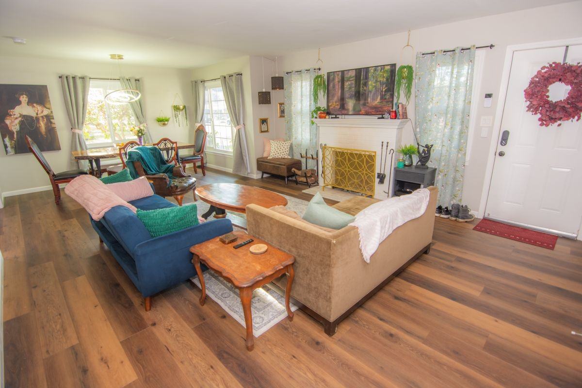 1837 Delaware Ave - Photo 3 of 34