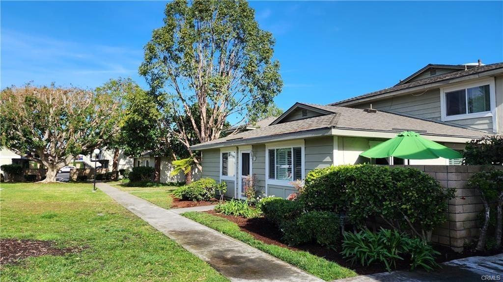 16421 La Bonita Ln - Photo 3 of 19