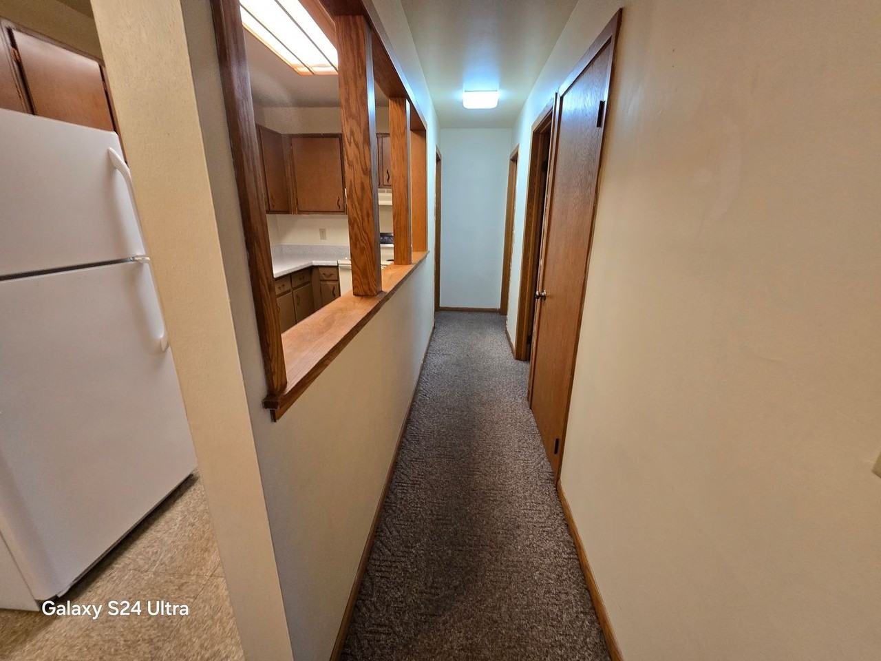 1121 Carriage Hill Apartments - Photo 3 of 10