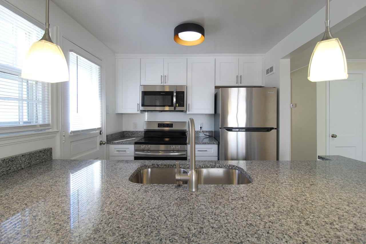 508 E 27th Ave - Photo 4 of 9