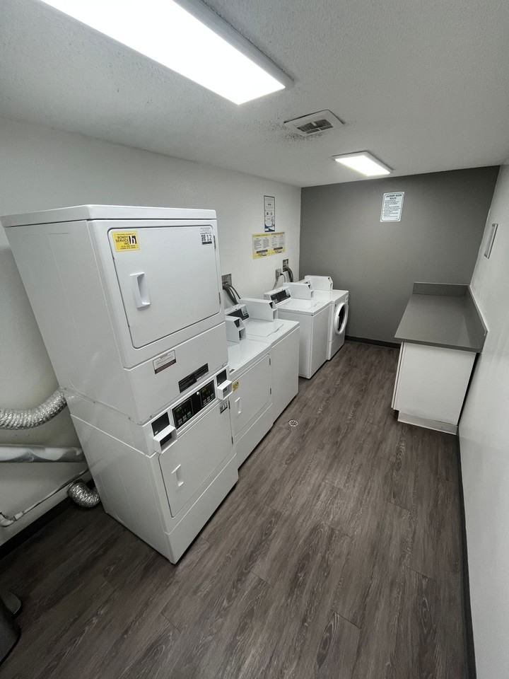 4200 S Harbor Blvd - Photo 6 of 50