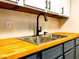 featured image of 1845 S Ferry St