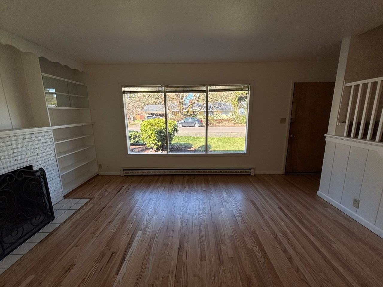 140 Hardy Ave - Photo 3 of 50