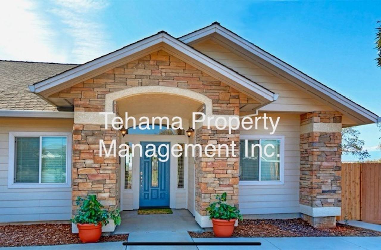21275 Westwood Ct - Photo 2 of 28