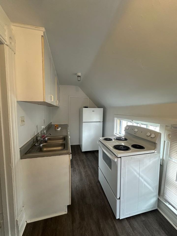 11 N. Normal (Bushwood Properties LLC) - Photo 2 of 8