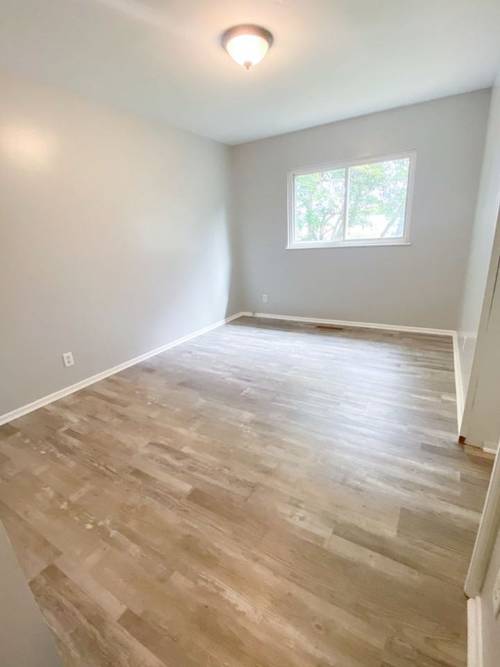 3217 Sean Ct - Photo 3 of 8
