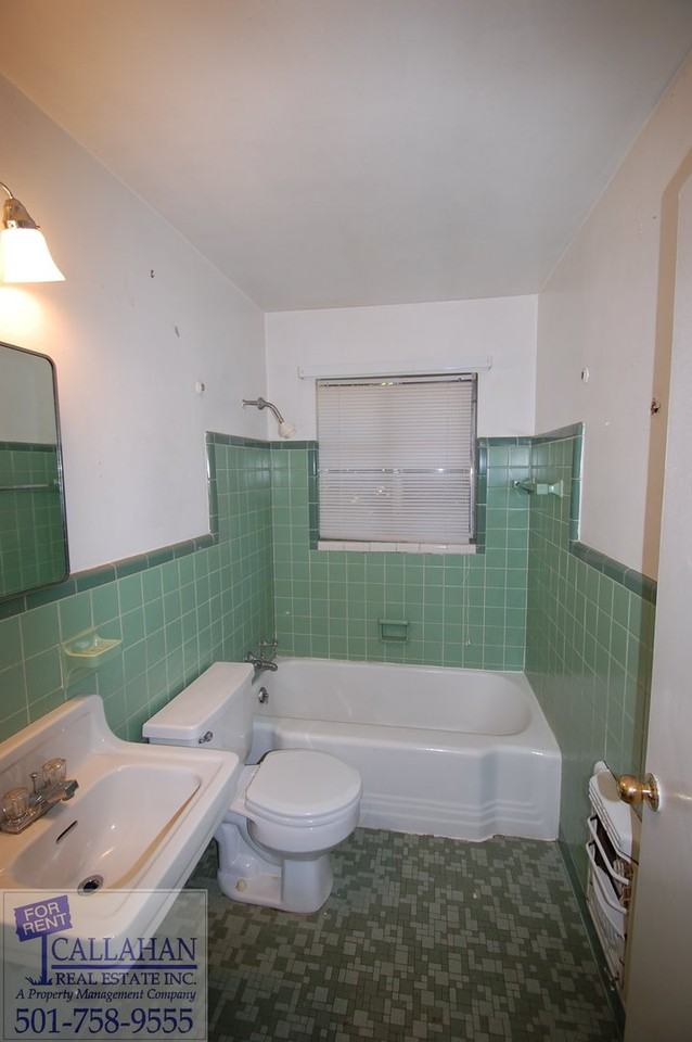 3919 N Cypress St - Photo 5 of 9