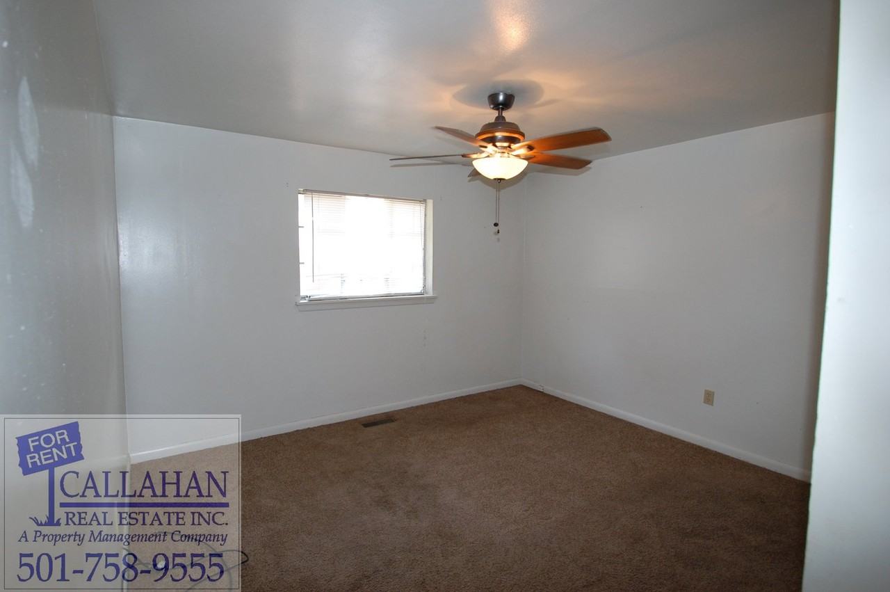 3919 N Cypress St - Photo 6 of 9