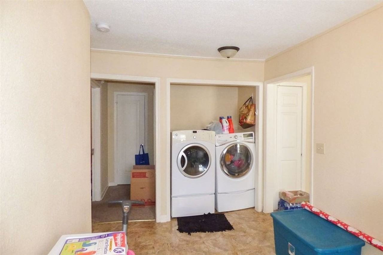 2614 Shadybrook Street - Photo 7 of 19