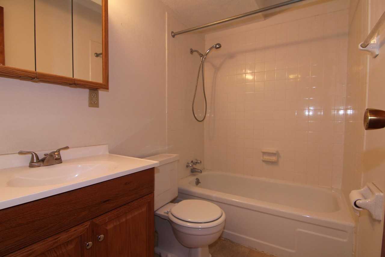 1104 21st Avenue Pl - Photo 6 of 8