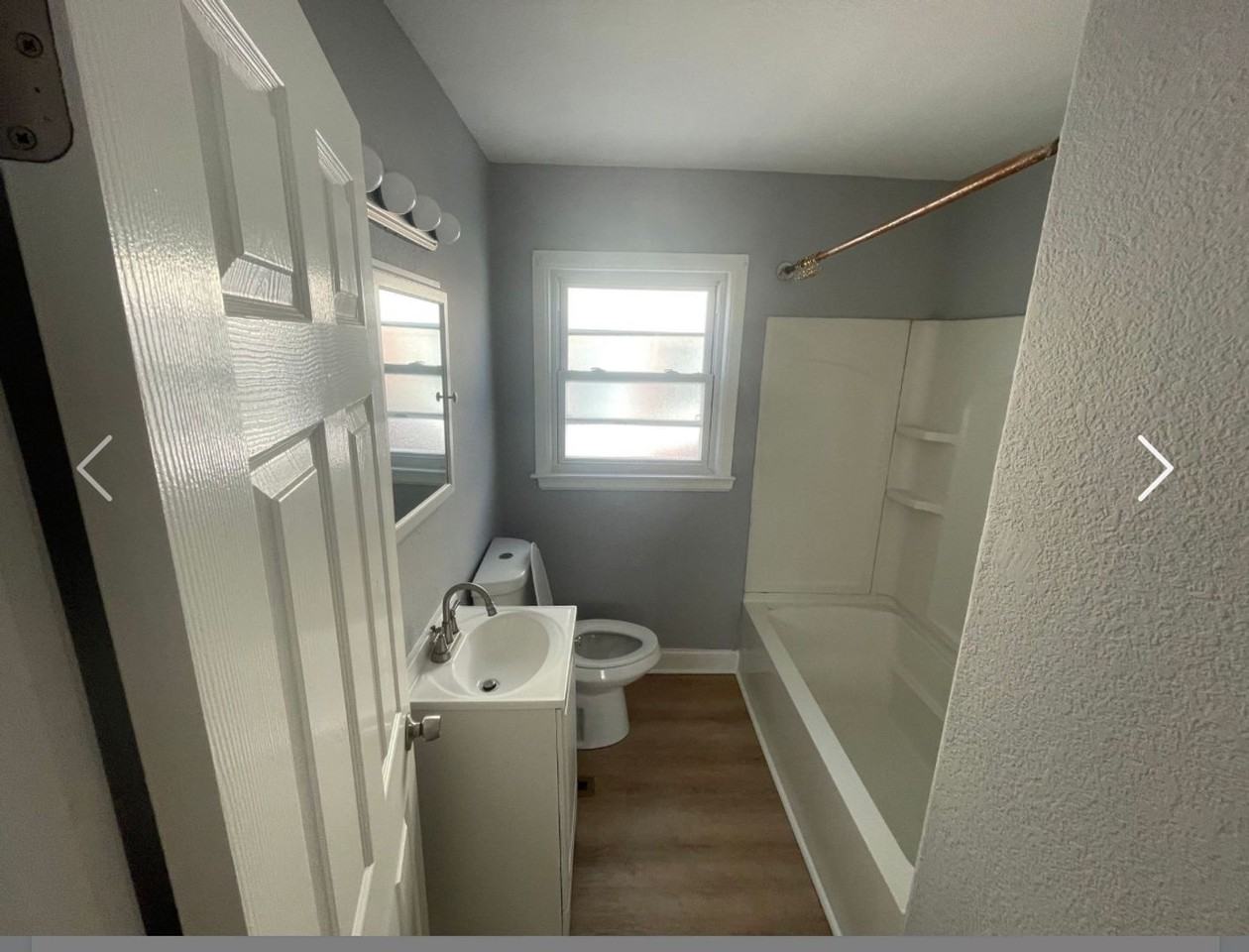 4433 N Teutonia Ave - Photo 3 of 12