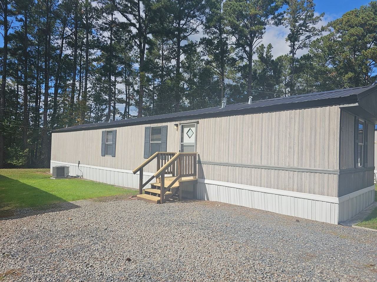 90 Craft Ln - Photo 2 of 10