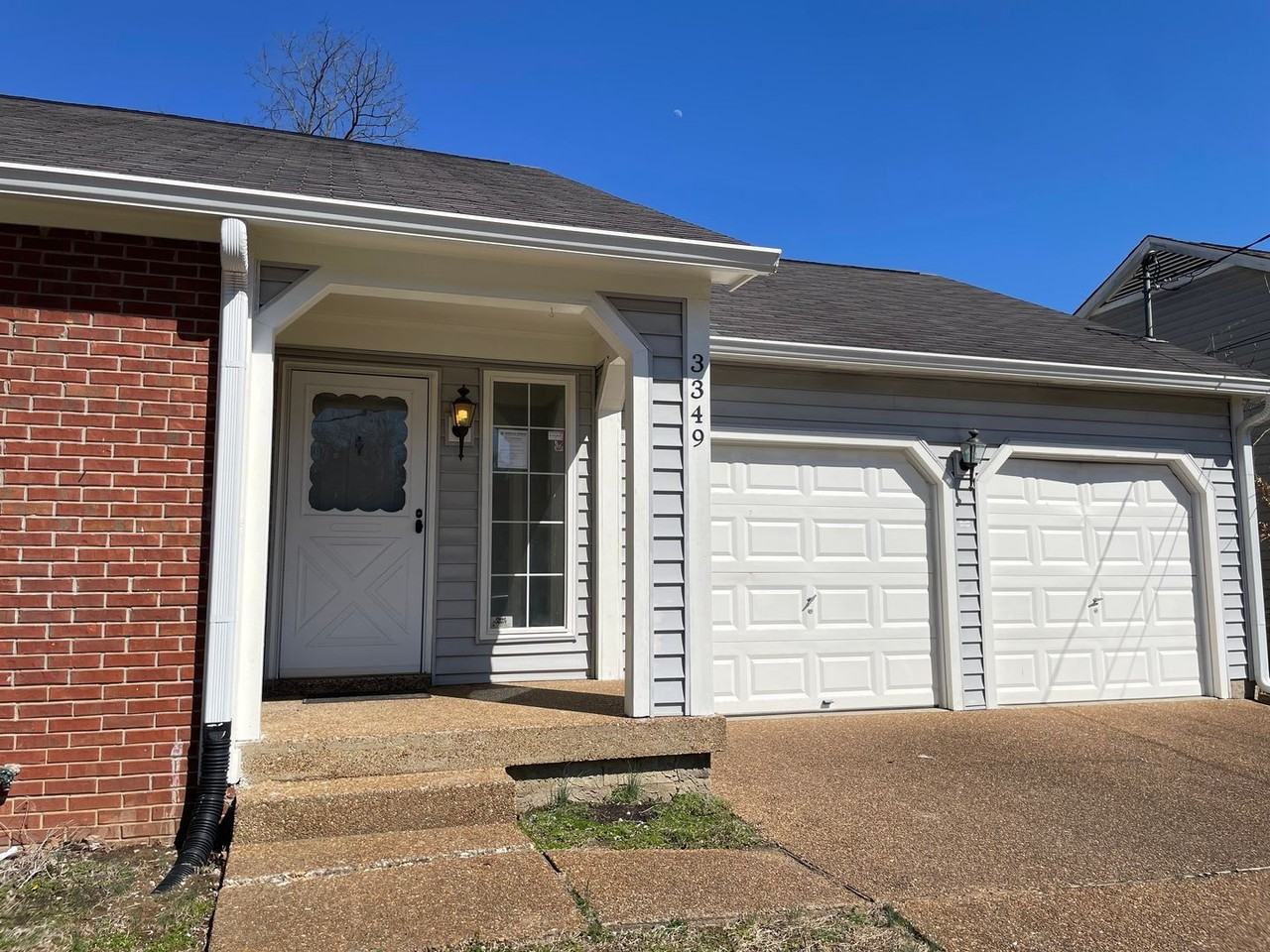 3349 Calais Cir - Photo 2 of 15