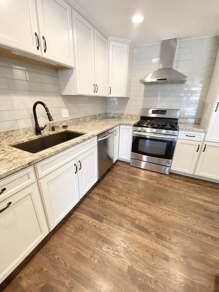 1654 S Balsam St - Photo 7 of 35