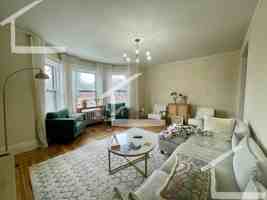 featured image of 13 Euston Street