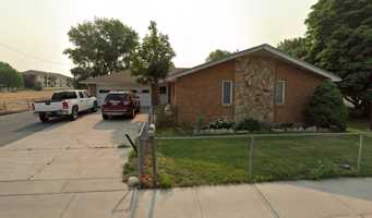 featured image of 4040 Hawthorne Rd #1